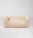 Gallery viewerに画像を読み込む, 🇮🇹予約商品🇮🇹 正規取扱店【2.8】HENRI BOUCLE WOOL DOG BED / Cream