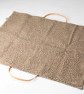 Gallery viewerに画像を読み込む, 🇮🇹予約商品🇮🇹正規取扱店【2.8】STEVE DOG TRAVEL MAT RECYCLED WOOL Natural Orenji