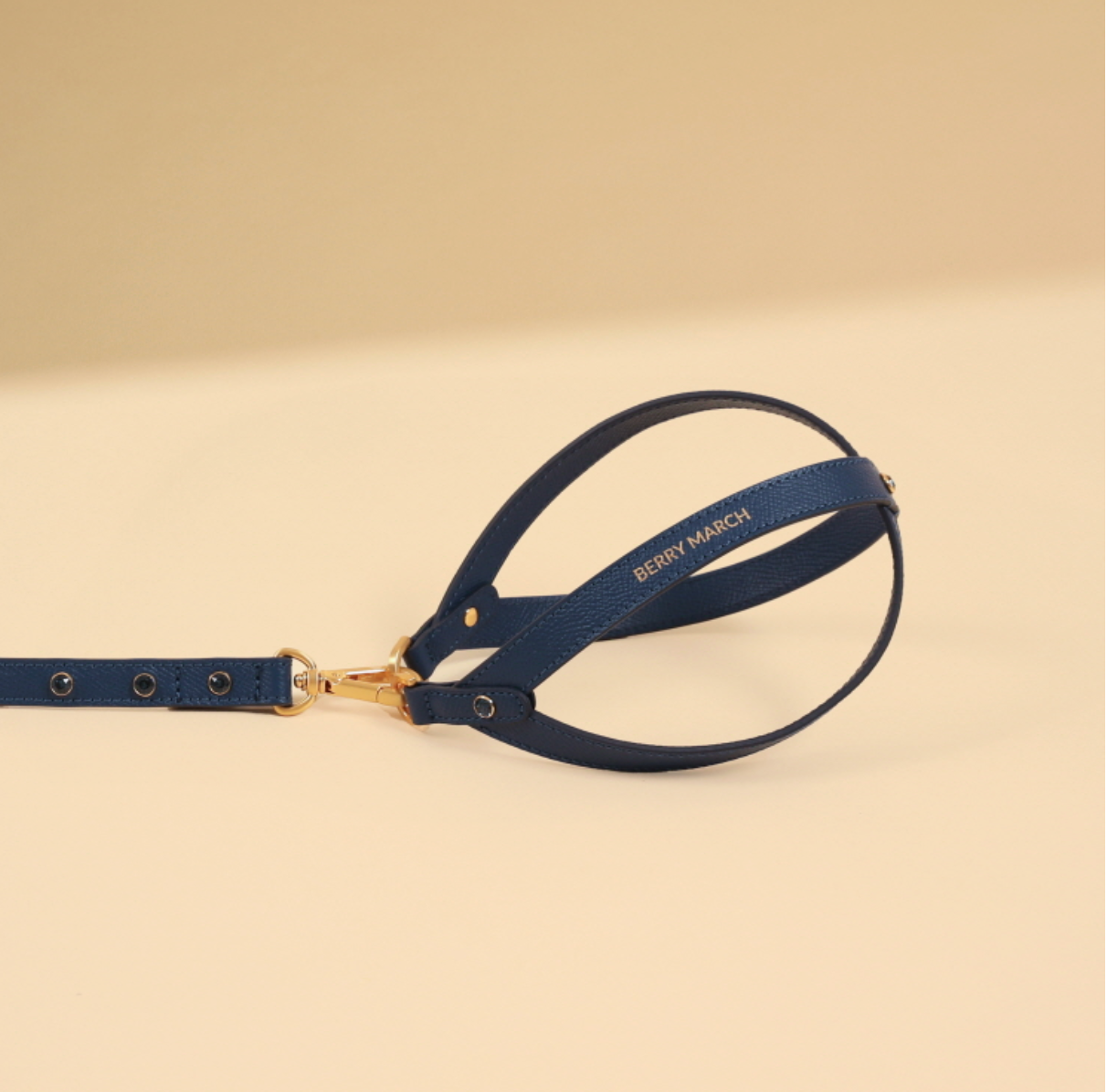 ★予約商品　日本初上陸！　正規販売店【🇰🇷BERRY MARCH】 INFINITY HARNESS_Midnight Blue
