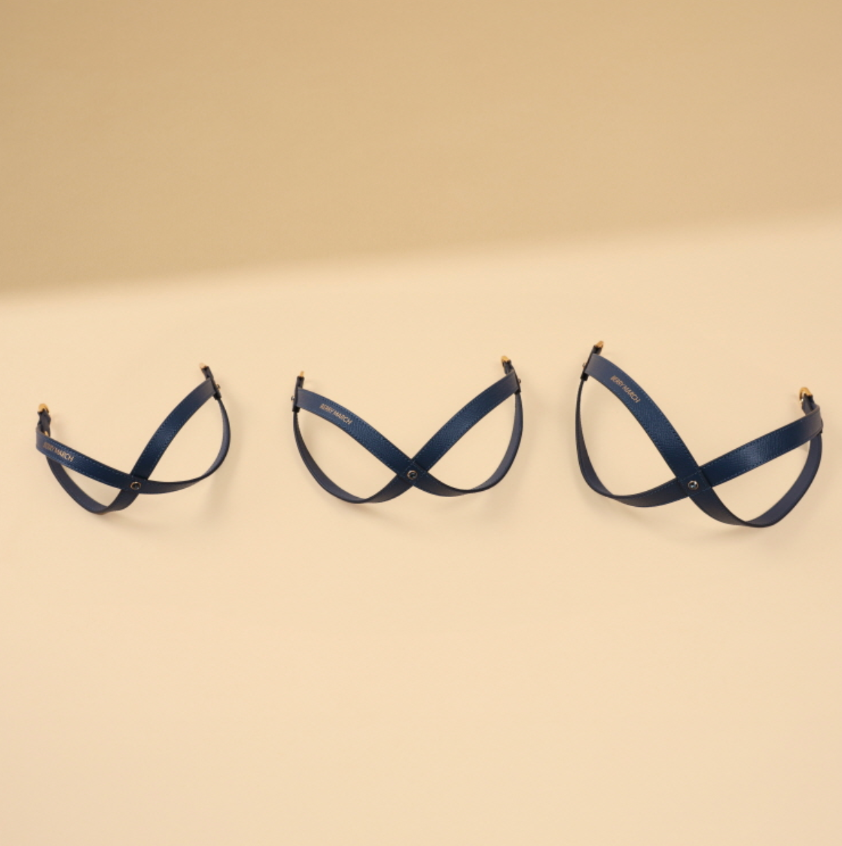 ★予約商品　日本初上陸！　正規販売店【🇰🇷BERRY MARCH】 INFINITY HARNESS_Midnight Blue