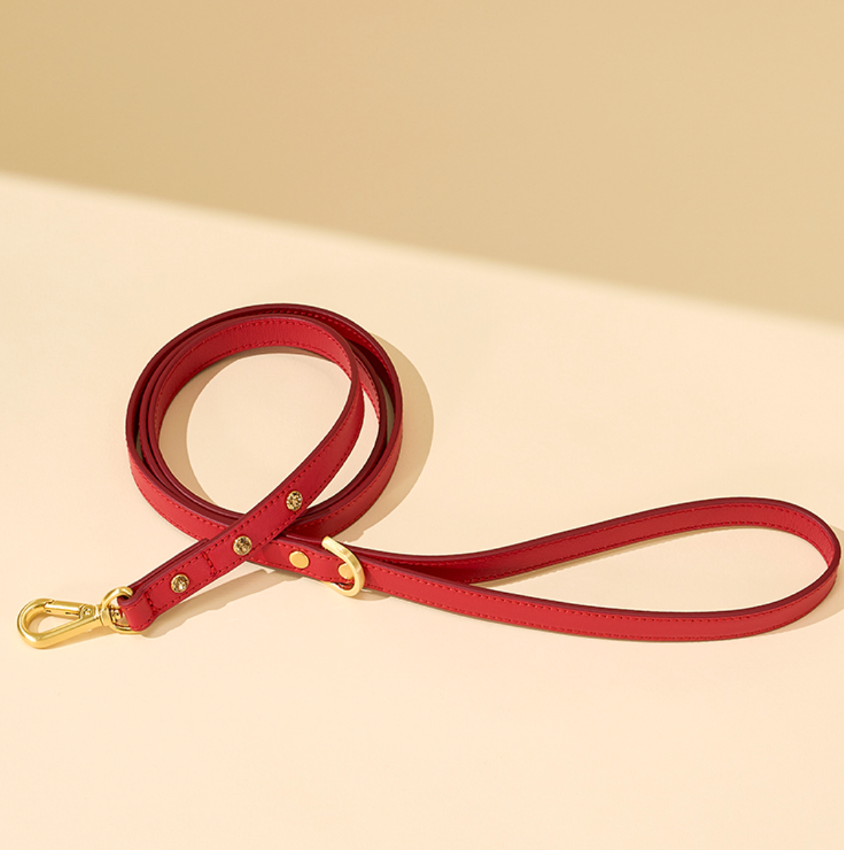 ★予約商品【🇰🇷 BERRY MARCH】Stella leash-Santa Red