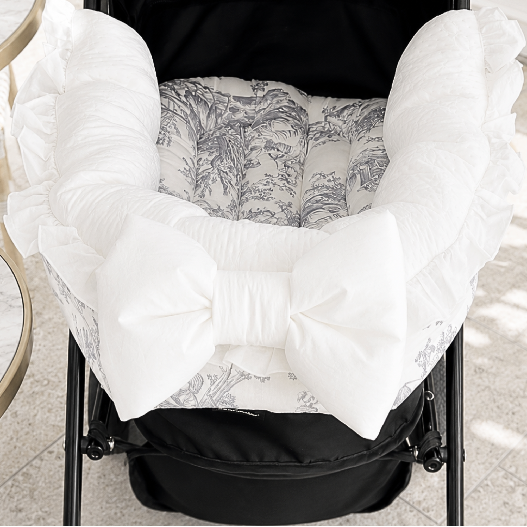 NEW｜即納【auntmimi】DURARON®  Guard Cushion ｜Ribbon Toile de Jouy Gray