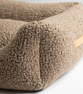Gallery viewerに画像を読み込む, 🇮🇹予約商品🇮🇹　正規取扱店【2.8】HENRI BOUCLE WOOL DOG BED_  Natural
