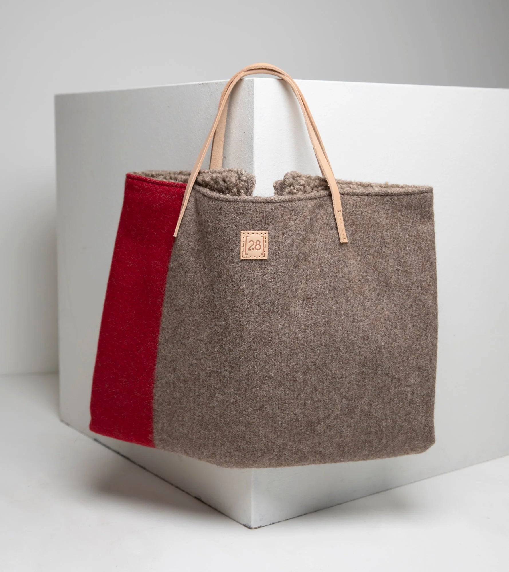 🇮🇹予約商品🇮🇹正規取扱店【2.8】STEVE DOG TRAVEL MAT RECYCLED WOOL Natulal Red