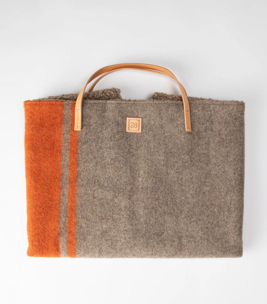 🇮🇹予約商品🇮🇹正規取扱店【2.8】STEVE DOG TRAVEL MAT RECYCLED WOOL Natural Orenji