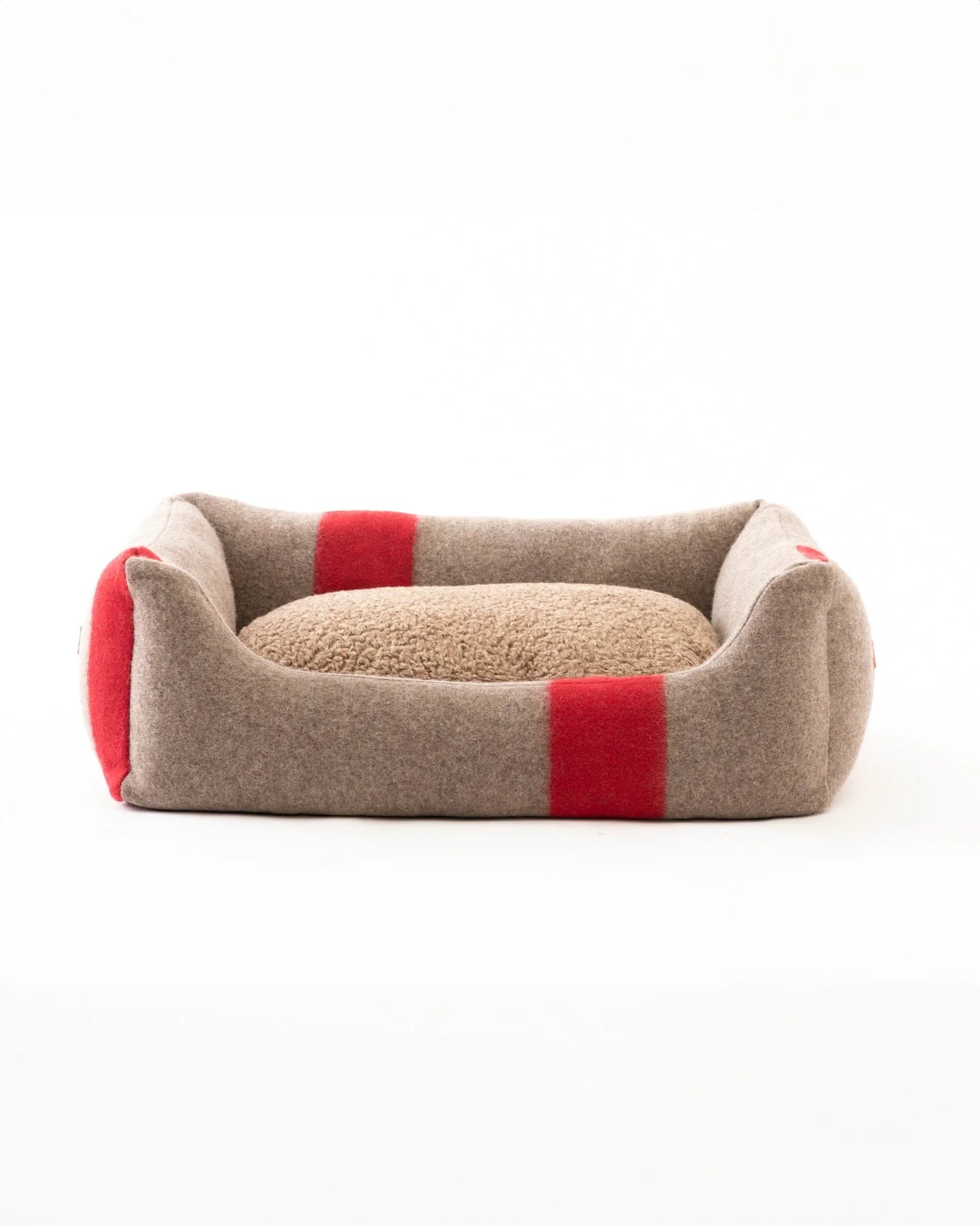 🇮🇹予約商品🇮🇹　正規取扱店【2.8】HENRI RECYCLED WOOL DOG BED _Natural Red